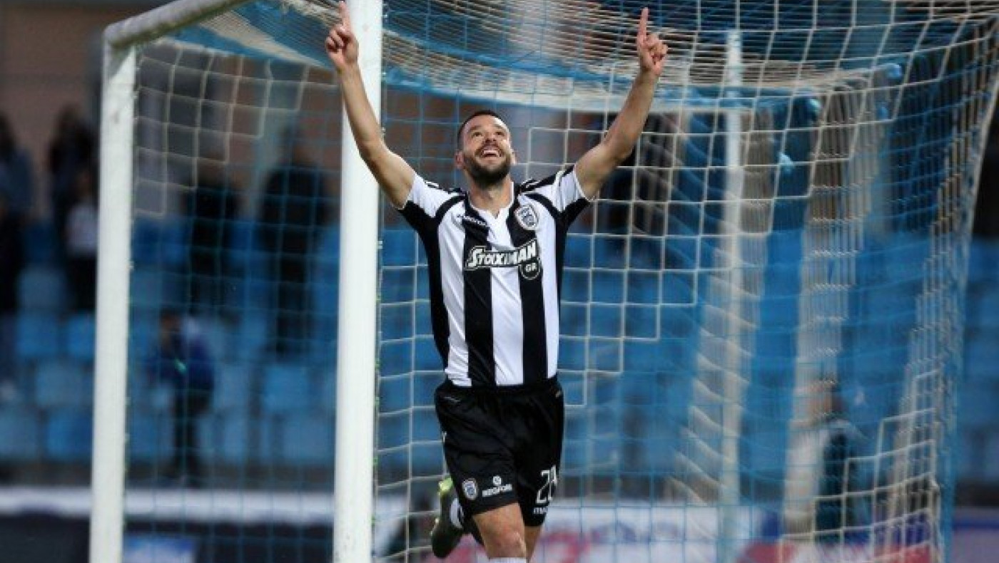 Μία        ακρόαση στα           ερτζιανά της Αθήνας…