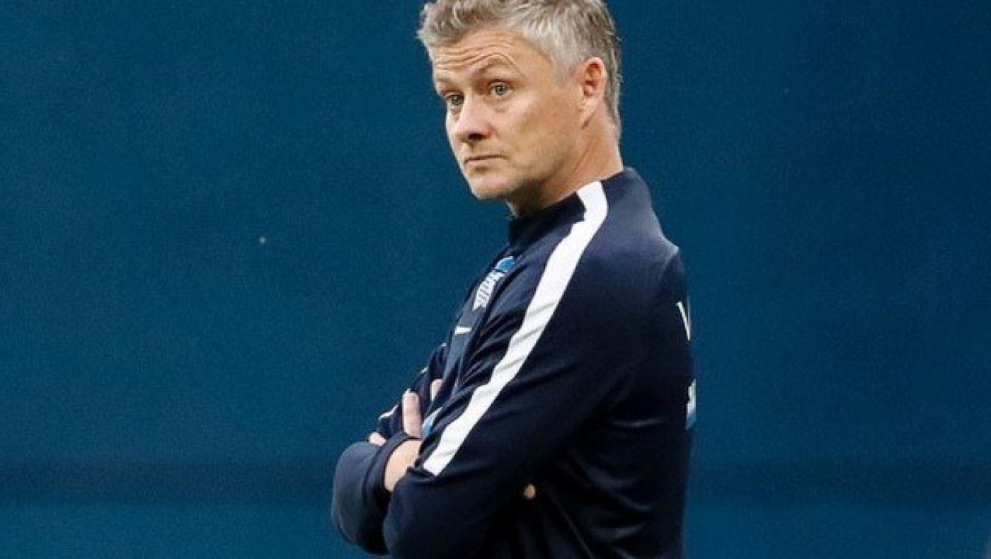 Εξετάζει Σίλεσεν                        η Γιουνάιτεντ