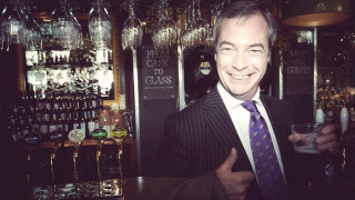 Φαράζ: "Στην Ελλάδα για... διακοπές εκτός ευρώ" 