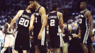 Υπόκλιση στους "γερόλυκους"