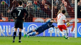 «Συλλεκτική» απόκρουση του Κασίγιας