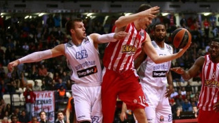 Νίκη πρωτιάς για τον Ολυμπιακό