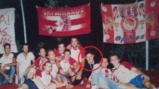 Ο Αρετόπουλος στα... «ερυθρόλευκα»