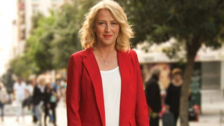 Μεταγραφικές     ακροβασίες χωρίς... “δίχτυ ασφαλείας”