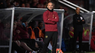 Βοηθός του Εμερι ο                Φρέντι Λιούνγκμπεργκ!