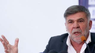 Εξαγοράζοντας                όνειρα σε… σκοτεινό παζάρι