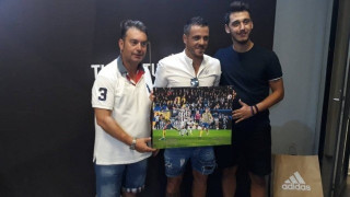 Το ιδιαίτερο δώρο στον               Αντελίνο Βιεϊρίνια!