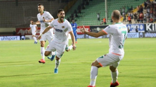Καρέ κορυφής για Σιώπη και Μπακασέτα στην    Τουρκία!