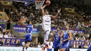 Τρελάθηκαν με Αντετοκούνμπο οι Κινέζοι                          (pics)