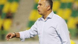 Τρίζει για τα καλά η               καρέκλα του Αναστασίου