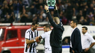 Εκπληκτικές στιγμές στην είσοδο Βιεϊρίνια, αποθεώθηκε από τον κόσμο