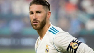 Ράμος: «Όλοι είμαστε                     με τον Ζιντάν»