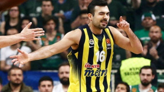 H Ελλάδα της περηφάνιας και η Ελλάδα της κατάθλιψης