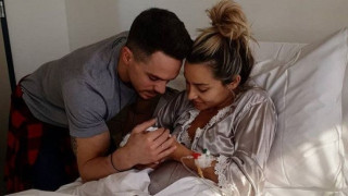 Πετρούνιας: «Η γέννηση του παιδιού το πιο έντονο συναίσθημα από όλα»