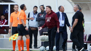 Μήνυση                                              Κούγια στον Κομίνη