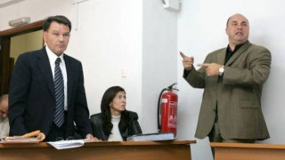 Καζούρα με τούρτα στον Μπέο ο Κούγιας                  (pic)