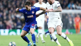 Μετά την «σφαλιάρα» χορεύουν ζεμπέκικο  στον Πειραιά