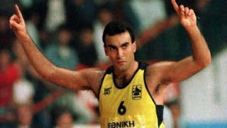 ΚΑΕ Άρης: «40 χρόνια από το ντεμπούτο του Νίκου Γκάλη» (vid)