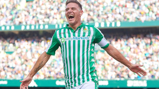 Δεν το κουνάει από την Μπέτις ο Χοακίν!