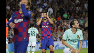 ΣΟΚ με Σουάρες στην Μπαρτσελόνα