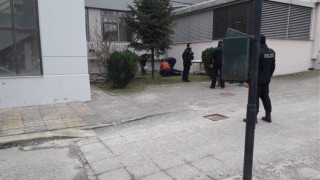 Σώθηκε από θαύμα η 38χρονη που έπεσε από μπαλκόνι στα Τρίκαλα