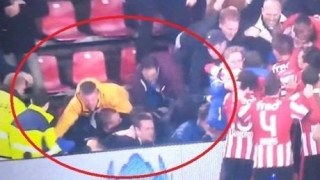 Κατέρρευσε κιγκλίδωμα σε γήπεδο στην Ολλανδία