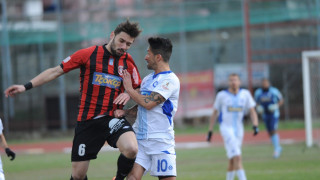 Κλείνει ο Μάνος, επαφή με Μήτσικα