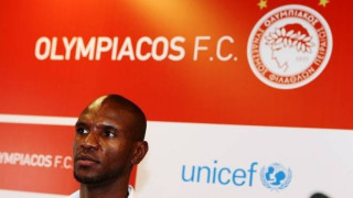 «Κρεμάει» τα παπούτσια του και... επίσημα ο Αμπιντάλ