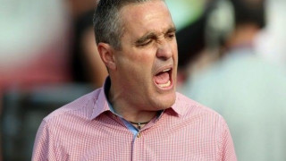 Γράφας: «Όσοι δεν μπορούνε να πάνε σπίτι τους»