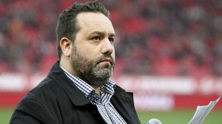 Καραπαπάς: «Επικοινωνιακό τρικ το μισοάδειο Καραϊσκάκη»