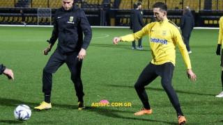 Πέντε πρώην παίκτες του Άρη υπέρ της ανάκλησης του δελτίου Ντουρμισάι!