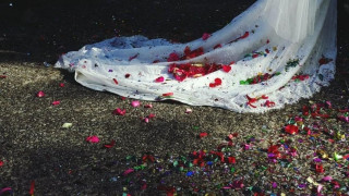 Γάμος ακυρώθηκε γιατί ο πατέρας του γαμπρού «κλέφτηκε» με τη μητέρα της νύφης!