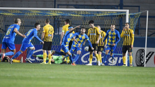 Αγνώριστος ο Αρης, εξέθεσε την άμυνά του ο Ρόσα