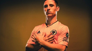 Και επίσημα στη Γουλβς ο Ποντένσε