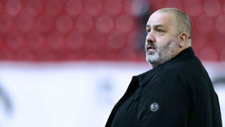 Προκαλεί ο Καραπαπάς αλλά δεν ενημερώθηκε: «Αυτά δεν είναι χάρτινα;»