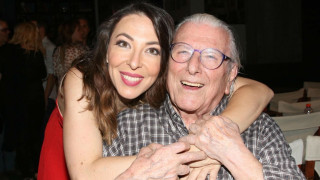 Τι λέει η σύζυγος του Κώστα Βουτσά για την κατάσταση της υγείας του