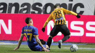 Φωνάζει δίκαια για πέναλτι ο Άρης, δείτε τη φάση