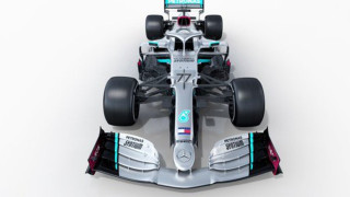 Formula 1: Στην πίστα η νέα Mercedes W11