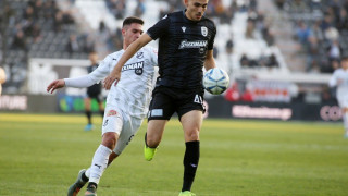 Υποδοχή με... φάπες στον εορτάζοντα Μιχαηλίδη