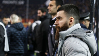 Αποχώρησαν προβληματισμένοι Γιώργος και Νίκος Σαββίδης