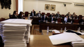 Προανακριτική Novartis: «Να διασφαλιστεί ότι θα καταθέσουν Σαράφης και Κελέση»