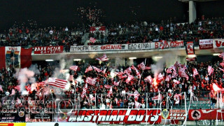 Οπαδός του Ολυμπιακού Β. στο νοσοκομείο μετά από πτώση από την κερκίδα