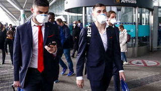 Με μάσκες ο Ολυμπιακός στο Λονδίνο