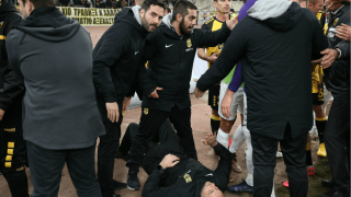 Ενα σφύριγμα “σκίζει” τη μάσκα  της υποκρισίας για ισονομία