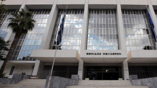 Ποινικές κυρώσεις σε όσους παραβιάζουν τα μέτρα περιορισμού