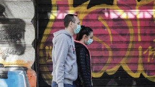 LIVE: Η ανακοίνωση των μέτρων της απαγόρευσης  της κυκλοφορίας