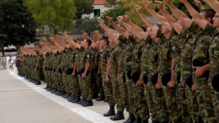 Κορωνοϊός: Αναστέλλεται η άδεια ορκωμοσίας των νεοσυλλέκτων στον Στρατό