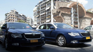 Συνάντηση Μητσοτάκη με οδηγούς ταξί στη Θεσσαλονίκη