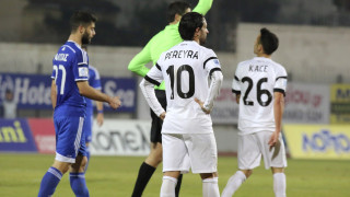 Τους ξεφτίλισε και πάλι!