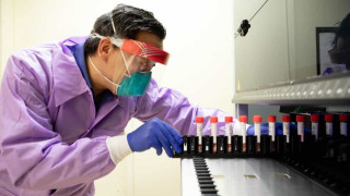 Κιουμής: «Πιθανή κάμψη του ιού μετά το δεύτερο 15ημερο Απριλίου»